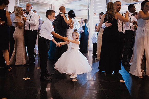 Traci-Eric-Dancing-017