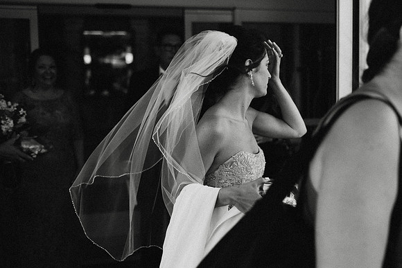 Christine-Vinny-Getting-Ready-097