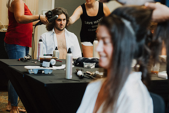 Christine-Vinny-Getting-Ready-019