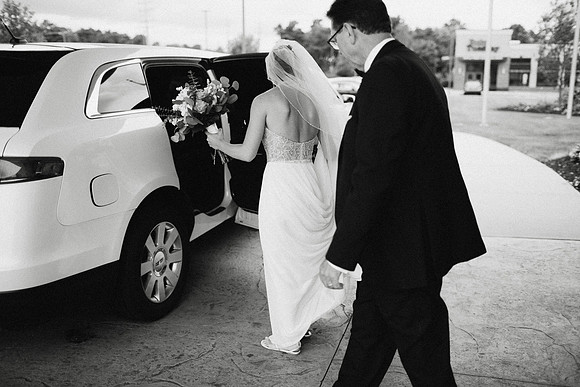 Christine-Vinny-Getting-Ready-102