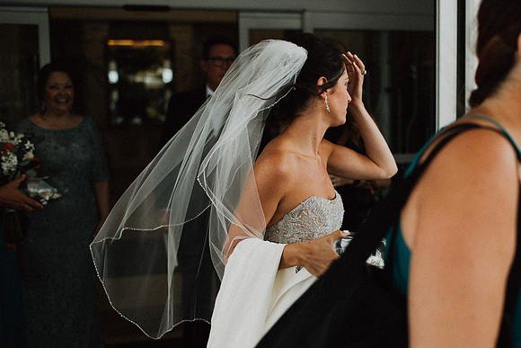 Christine-Vinny-Getting-Ready-096