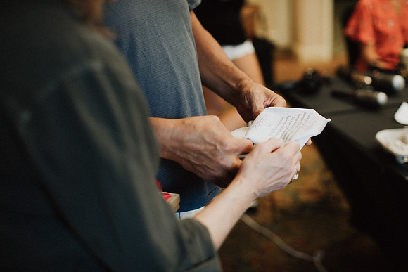 Christine-Vinny-Getting-Ready-002