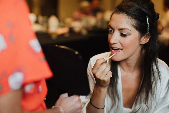 Christine-Vinny-Getting-Ready-064