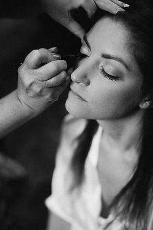 Christine-Vinny-Getting-Ready-061