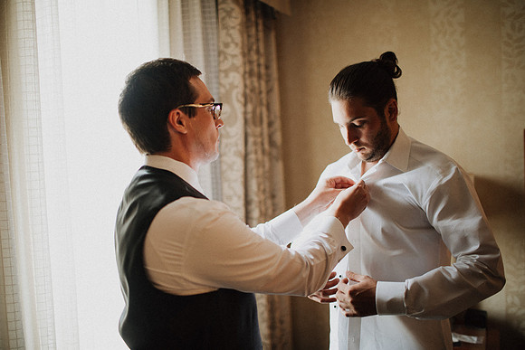 Christine-Vinny-Getting-Ready-040