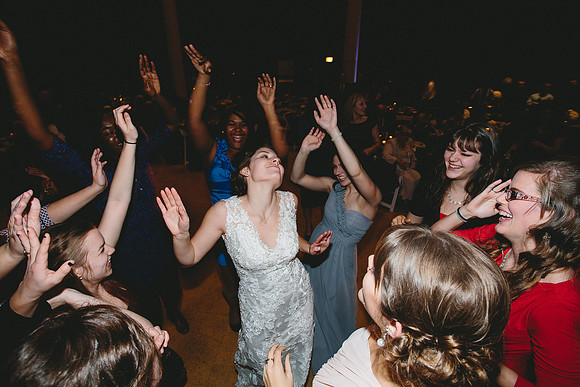 Dancing-053
