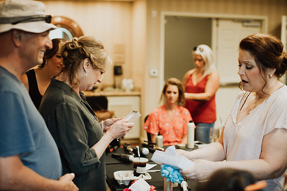 Christine-Vinny-Getting-Ready-003