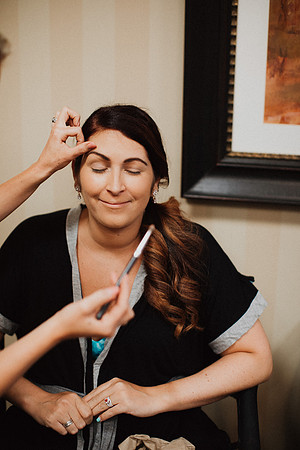 Christine-Vinny-Getting-Ready-028