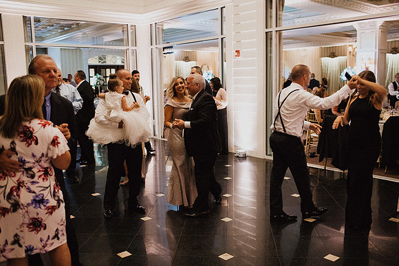 Traci-Eric-Dancing-001