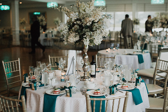 Christine-Vinny-Details-050